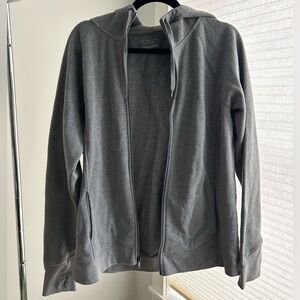 Men’s zip up sweater